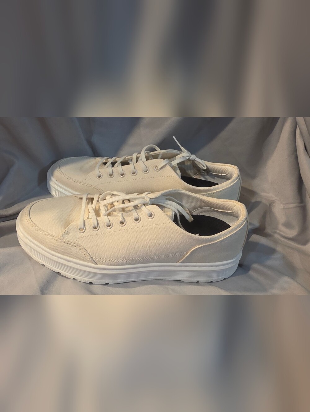 Dr. Martens Brookline 6-Eye Canvas Shoe Off White Men Size 10 NWOB